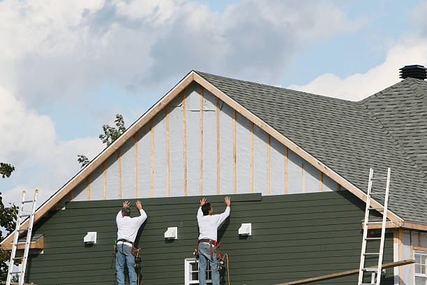 Professional Emergency Siding Repair technician working in Concord, NC